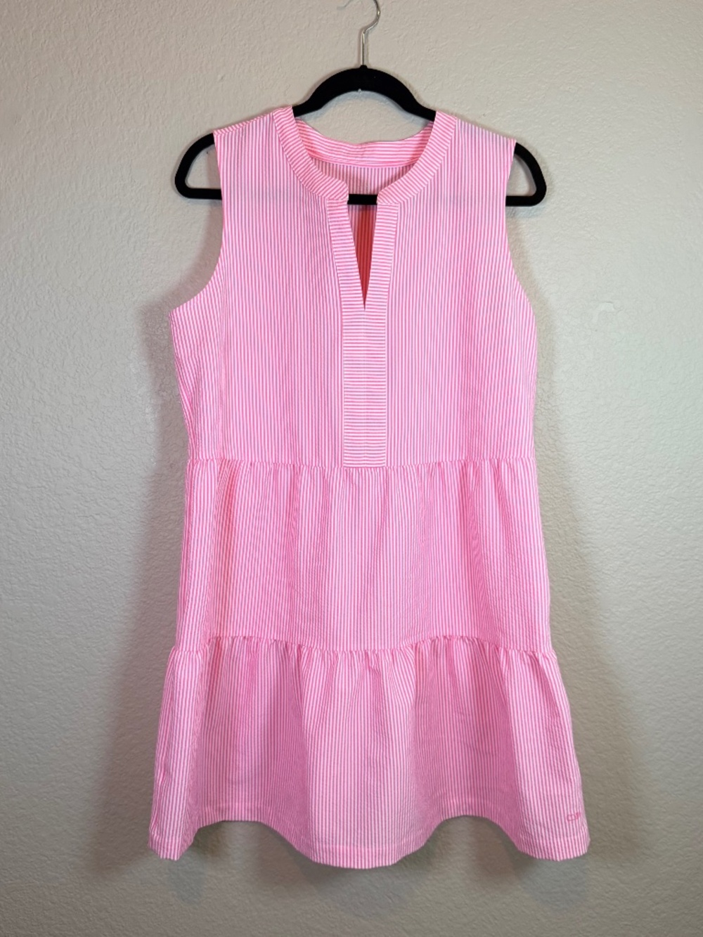 VINEYARD VINES - Pink and White Pinstripe Sleeveless Dress